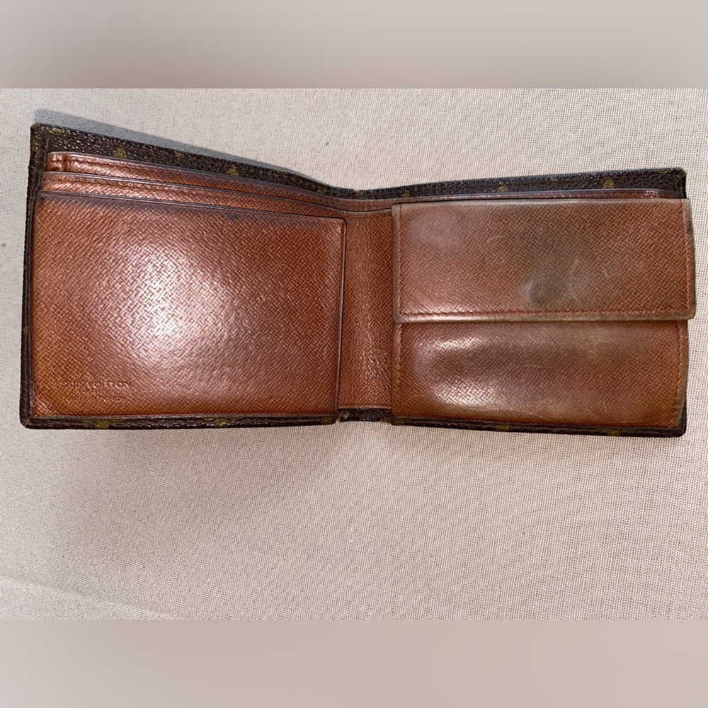Authentic Men’s Louis Vuitton Monogram Fold Wallet - Picture 3 of 5